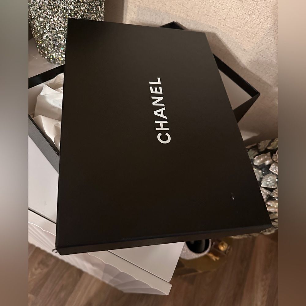 "Authentic Chanel Box - Sold As-Is" - Picture 11 of 17